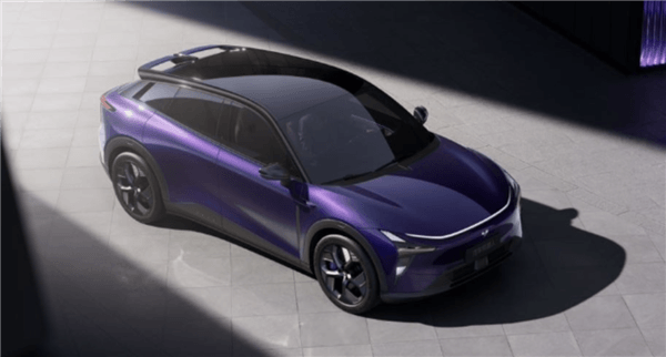 極越汽車拖欠CEO直播款36萬(wàn)元 傳媒公司發(fā)函討債
