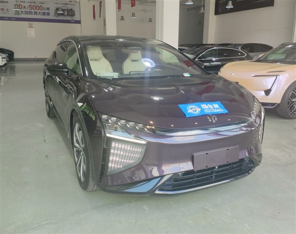 一年虧20萬！車主2年前60萬買的高合HiPhi X 現在只能賣20萬