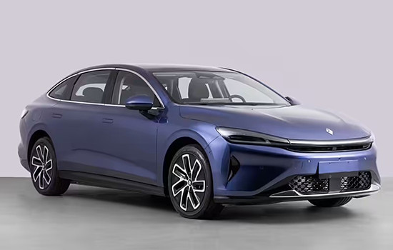 純電續(xù)航101km 寶駿云光插混版參數(shù)曝光