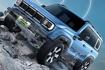 北京BJ40魔核电驱版增程SUV预售，22.48万起