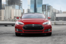 特斯拉Model S终身免费充电回归，年末销量冲刺