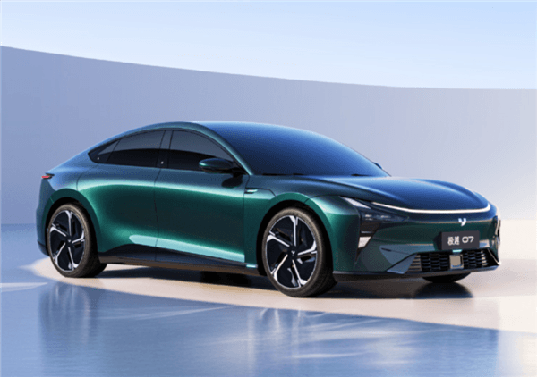 極越高管回應(yīng)車企爭(zhēng)搶員工：感謝蔚來、華海為極越員工提供崗位