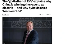 “电动汽车教父”警告：车企转向混动或被中国厂商超越