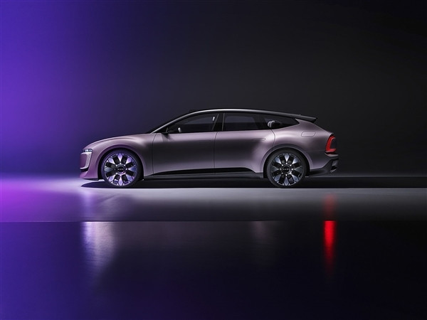 不能掛四個(gè)圈 奧迪新品牌AUDI首車諜照曝光：與上汽聯(lián)合打造
