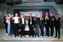 五菱宝骏云朵缅甸上市，纯电轿车续航360km至460km