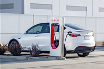 老车主再遭背刺 特斯拉Model Y最新硬件升级：免费！