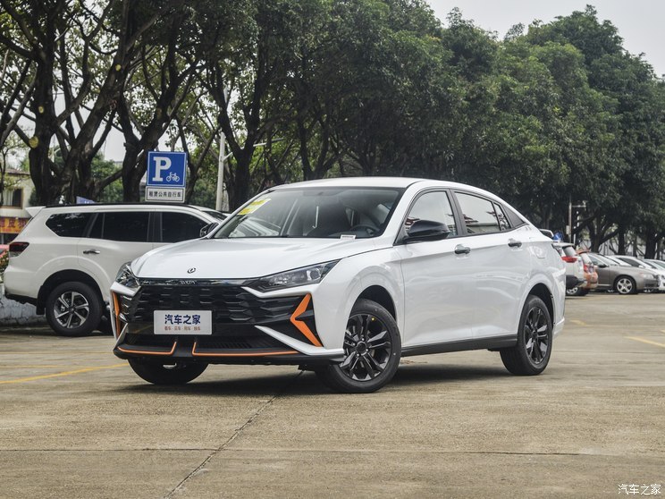 東風(fēng)乘用車 奕炫 2024款 1.5L 自動勁速版