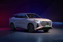 长安UNI-Z官图发布 定位15万级紧凑型SUV
