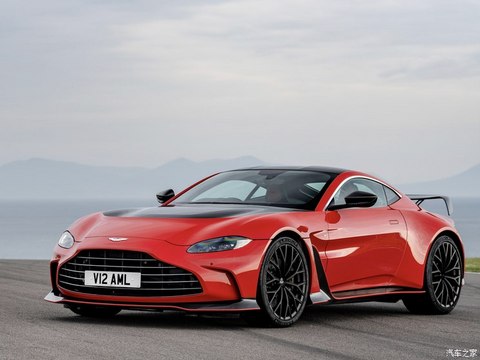 阿斯顿・马丁 V12 Vantage 2022款 英国版