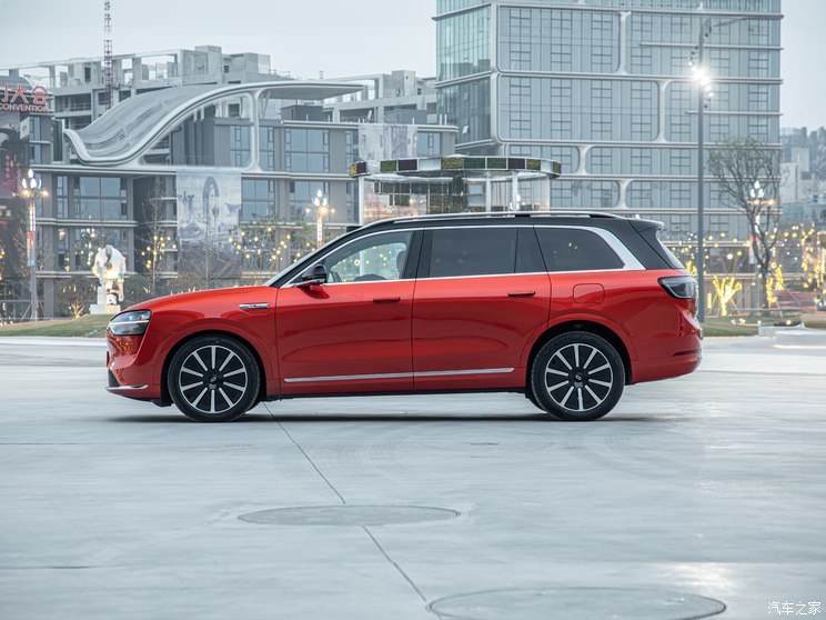 賽力斯汽車 問界M9 2024款 純電 Ultra版 100kWh