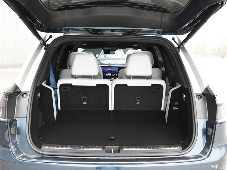 賽力斯汽車 問界M9 2024款 增程 Ultra版 42kWh 