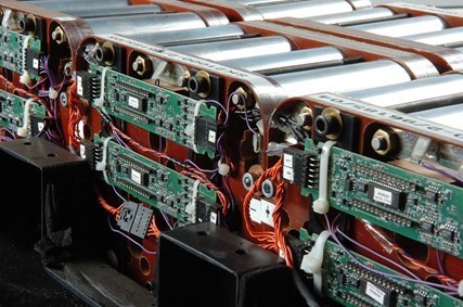 韓國中央大學研究團隊提出減輕鋰電池極化效應策略 實現鋰電池的高安全性超快速充電