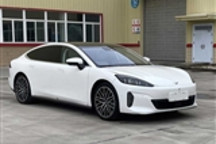 定位大型纯电轿车 远航Y7正式申报