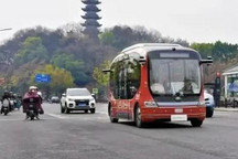 绍兴开通全省首条主城区自动驾驶公交线