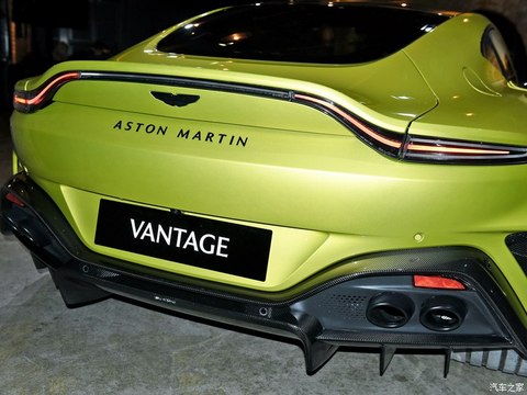 阿斯顿・马丁 V8 Vantage 2024款 4.0T V8 Coupe
