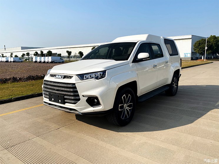 江鈴汽車(chē) 域虎9多功能車(chē) 2022款 2.0T 自動(dòng)四驅(qū)舒享型