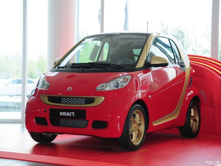 smart(进口) smart fortwo 2012款 1.0 MHD龙年特别版