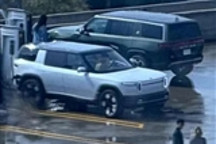 或3月7日全球首秀 RIVIAN R2无伪谍照曝光