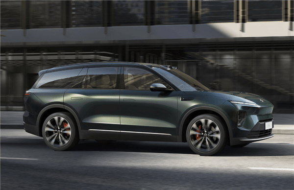 全系升級8295芯片！蔚來2024款車型開啟預定：加量不加價