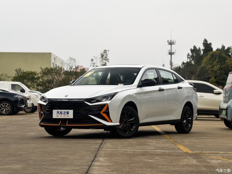 東風(fēng)乘用車 奕炫 2024款 1.5T 自動勁擎版