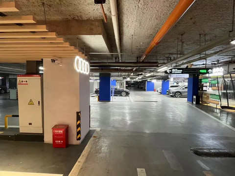 张弛赢不了新能源赛车,因为时代接受了