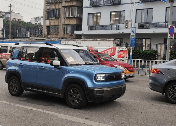 五門五座設計！寶駿悅也PLUS實車曝光：一季度有望上市