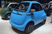 定位双座电动车 Microlino Lite首发亮相