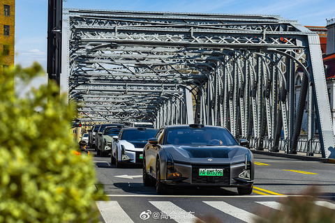 “行业耻辱”?老汽车人造新车,“丁磊们”差在哪?