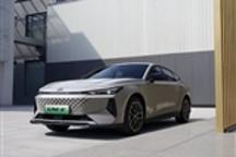 10.89万起 新一代长安UNI-V燃油版开售