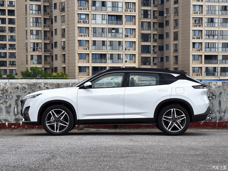 東風(fēng)乘用車 皓瀚 2023款 DH-i 1.5T 尊貴版