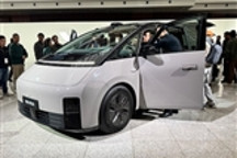 理想MEGA正式上市 售价55.98万元