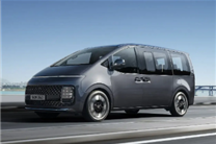 理想MEGA车身现“奠”字 理想投诉网友恶意P图