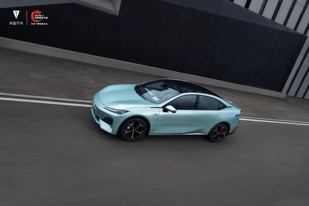 長(zhǎng)安汽車董事長(zhǎng)朱華榮：2024年銷量TOP10的車企將占據(jù)接近85%的市場(chǎng)份額