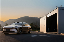 蔚来车主服务区3分钟换电 发现加电比排队加油更方便