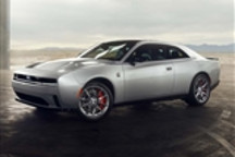 电动也肌肉 道奇Charger Daytona官图发布