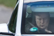 2月，特斯拉在华又拉了？