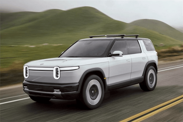 復古外觀 造型呆萌！美國新勢力RIVIAN發布新車：對標Model Y