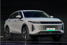 奇瑞实测星途瑶光高速行驶时电池托底：没起火、冒烟