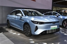 搭载1.5T插混系统 风云A8 Pro将于4月上市
