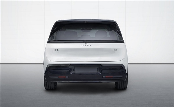 純電“寶寶巴士” 極氪新車MIX曝光：4.6米長的電動MPV