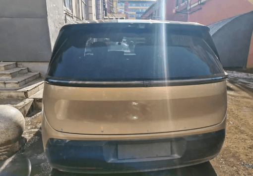 極氪全新“寶寶巴士”MIX實車曝光！定位跨界SUV 有望北京車展首發(fā)