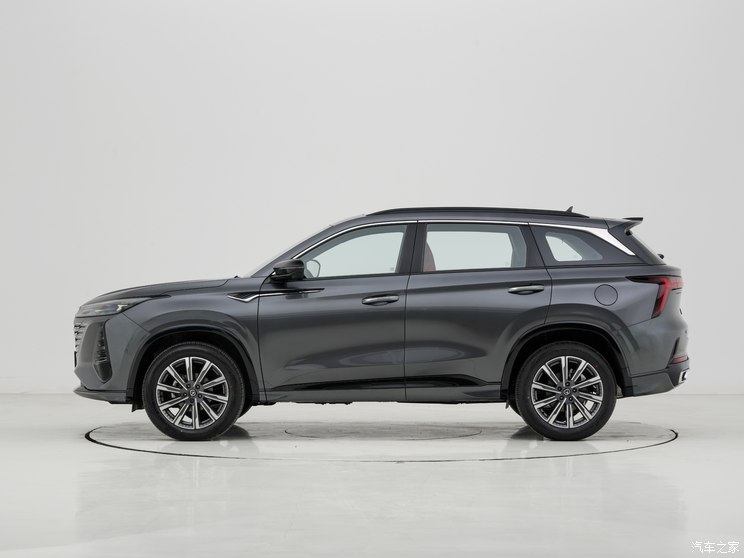 長安汽車 長安CS75 PLUS 2024款 第三代 冠軍版 基本型