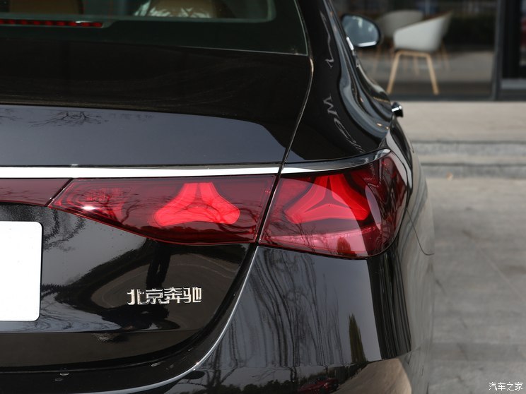 北京奔馳 奔馳E級 2024款 E 300 L 尊貴型