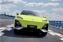 深蓝S7纯电版车型全系涨价1万：现款17.99万起售