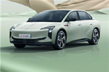 续航最高820KM！红旗全新纯电轿车EH7上市：22.98万起