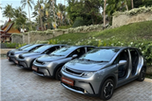 泰国一度假村购买一批比亚迪海豚：拆掉车门开