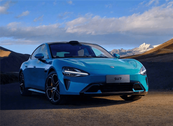 米粉試駕小米汽車SU7后點贊：智能化時代SU7就是中國驕傲
