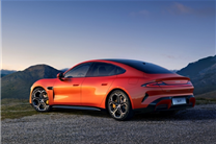 小米SU7正式亮相！四种色系、首发9种颜色 你喜欢哪款