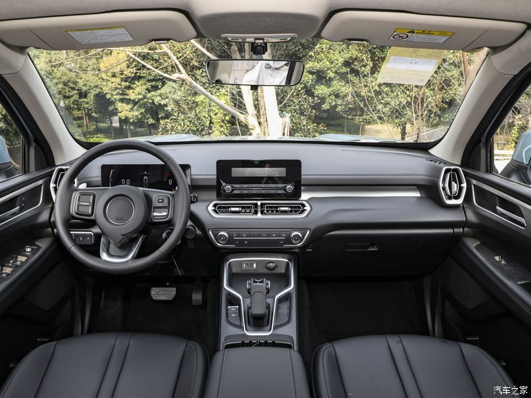 長(zhǎng)城汽車 金剛炮 2024款 2.0T自動(dòng)8AT柴油兩驅(qū)精英型平箱