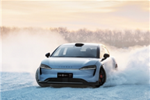 小米强敌！余承东宣布智界S7开启大规模交付：芯片供应解决